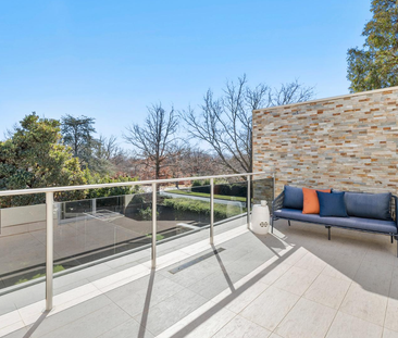 2/36 Strzelecki Cres, Narrabundah ACT 2604 - Townhouse For Rent | D... - Photo 3