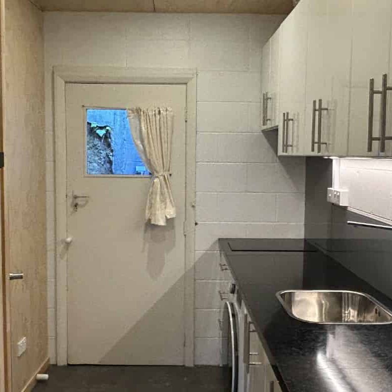 Studio Unit - Angle Street, Picton - Photo 1