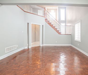 For Lease - 9 Whitewash Way, Brampton, Ontario - Photo 2