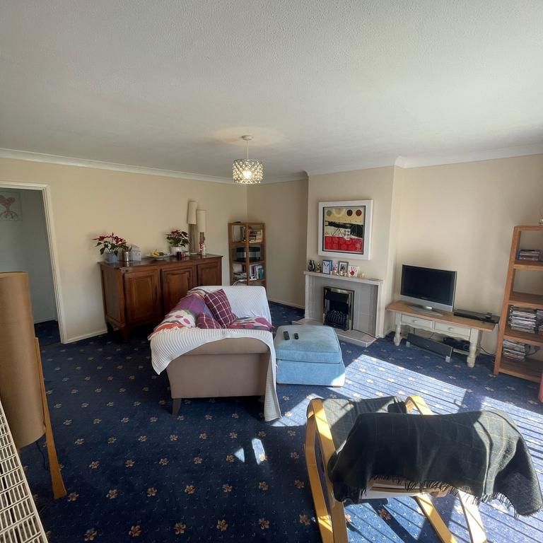 2 bedroom bungalow to rent - Photo 1