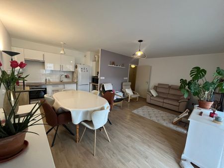 Location Appartement 3 pièces 64m² JOUE LES TOURS 37300 - Photo 3