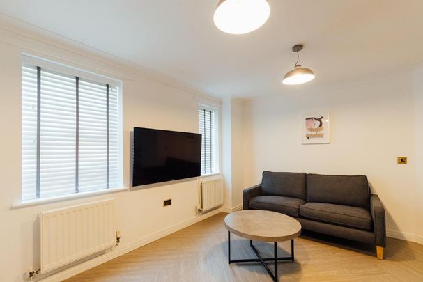 5 bedroom house to rent - Photo 1
