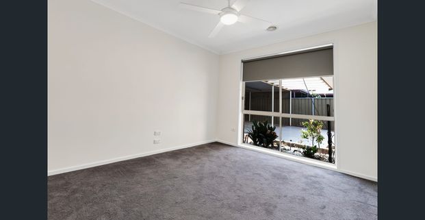 Modern Family Home - Photo 1