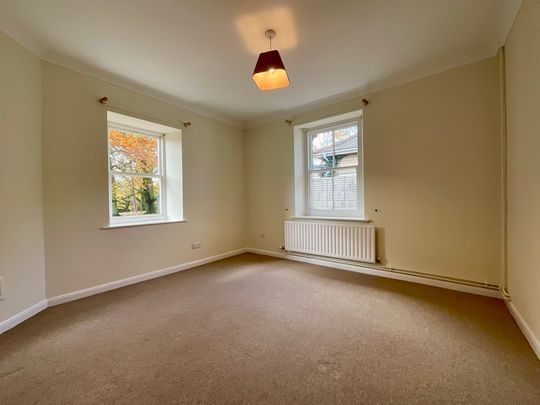 2 bedroom Detached Bungalow to let - Photo 1