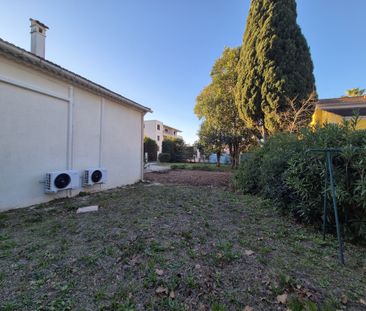 Location Maison 3 pièces 90m² SIX FOURS LES PLAGES 83140 - Photo 4