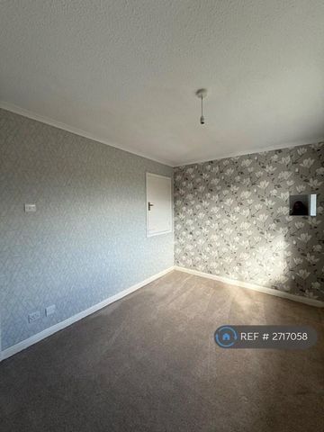 2 bedroom terraced house to rent - Photo 3