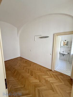 UNBEFRISTETE, GEPFLEGTE 2-ZIMMER-WOHNUNG MIT GEMEINSCHAFTSTERRASSE PROVISIONSFREI ZU MIETEN! - Photo 1