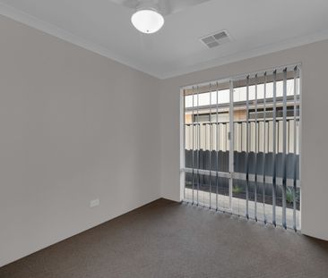Four Bedroom Family Home in Coodanup - Photo 3