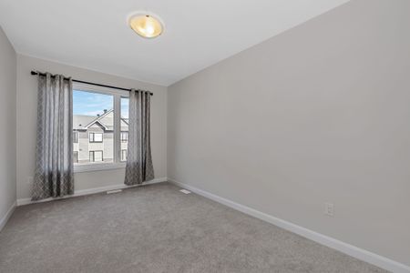 For Lease - 703 Confluence Walk, Orleans - Cumberland and Area, Ontario - Photo 5