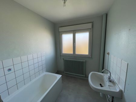 Location - Appartement T4 - 79 m² - Montbéliard - Photo 5