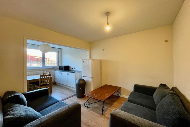 6 bedroom end of terrace house to rent - Photo 1