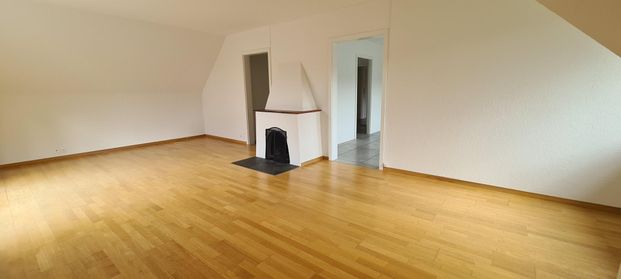 1 Monat gratis wohnen! Grosszügige Wohnung mit Weitblick auf den Gu... - Photo 1