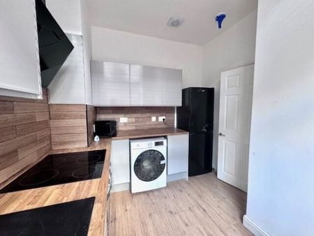 Knowsley Street, Bolton BL1 - Photo 4