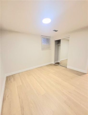 For Lease - 230 Helena Avenue Unit# Basement, Hamilton, Ontario - Photo 2