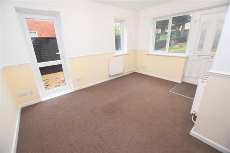 Clayhall Road, Droitwich - Photo 5