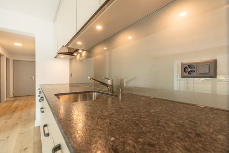 "Eichliacker - Wohnen im neuen Look." - Foto 4