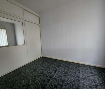 3 BEDROOM FAMILY HOME WITH LOW MAINTENANCE YARD - Photo 6