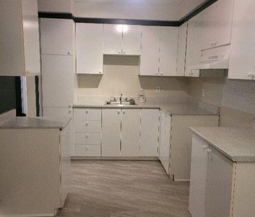 Beau 4 1/2 à Brossard secteur "T" - Photo 4