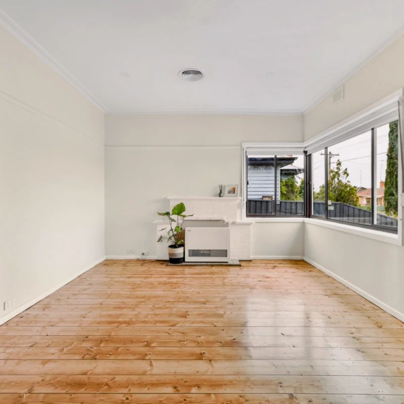 3 Bed, 2 Bath - Photo 1