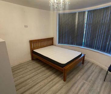 5 bedroom house to rent - Photo 3