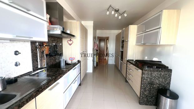 Apartamento T4 em Lisboa - Photo 1