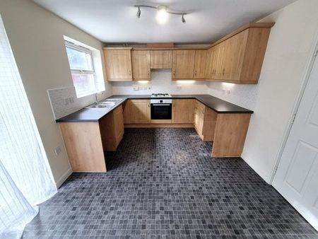 Staples Drive, Coalville, LE67 - Photo 2