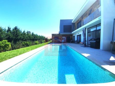 Luxury 5 room Detached House for rent in Alcochete, Distrito de Setúbal - Photo 5