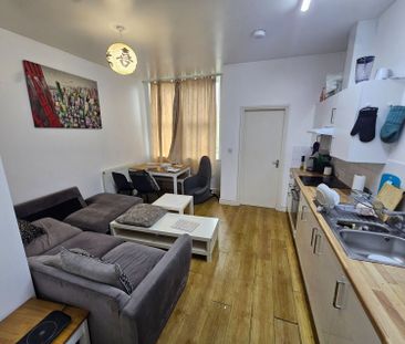 Upper Brook Street, Manchester, M13 - Photo 1