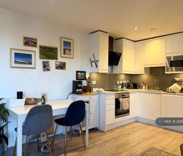 1 bedroom flat to rent - Photo 6