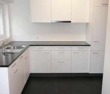 Wohnung mit grossem Balkon - Befristet bis 31.03.2027 - Photo 2