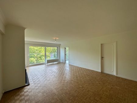 Te Huur 3 slaapkamers Oostende Karel Janssenslaan 29 - Photo 2