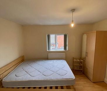Great Apartment, 26c University Avenue, Queens University Quarter, ... - Photo 4