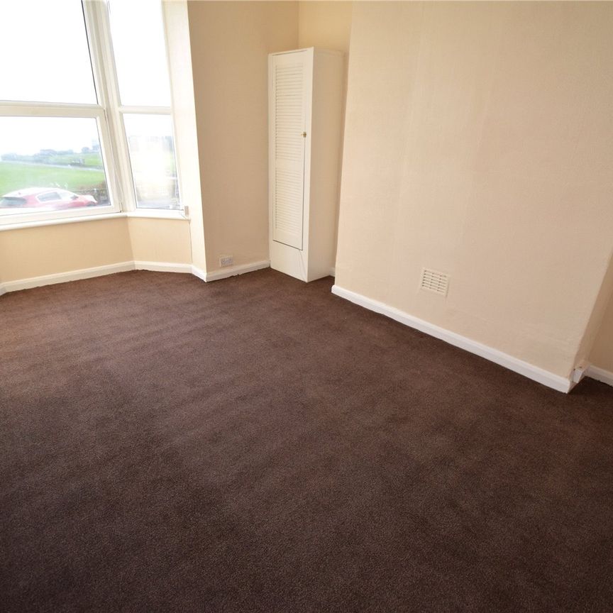 2 bed apartment to rent in St. Annes Road, Bridlington, YO15 - Photo 1