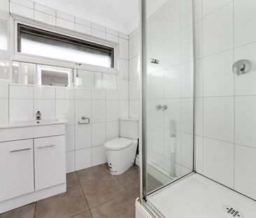 Great size apartment living - Photo 6