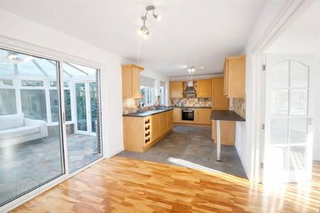 7 Rossdale Glen, Four Winds, Belfast, BT8 6XQ - Photo 5