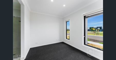 Modern Family Living in Strathtulloh (Solar Panels Available for Energy Bill Savings) - Photo 2