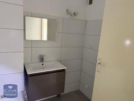 Location Appartement 3 pièces 56m² ST ETIENNE 42100 - Photo 4