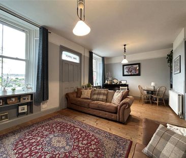 4 bedroom semi-detached house to rent - Photo 3