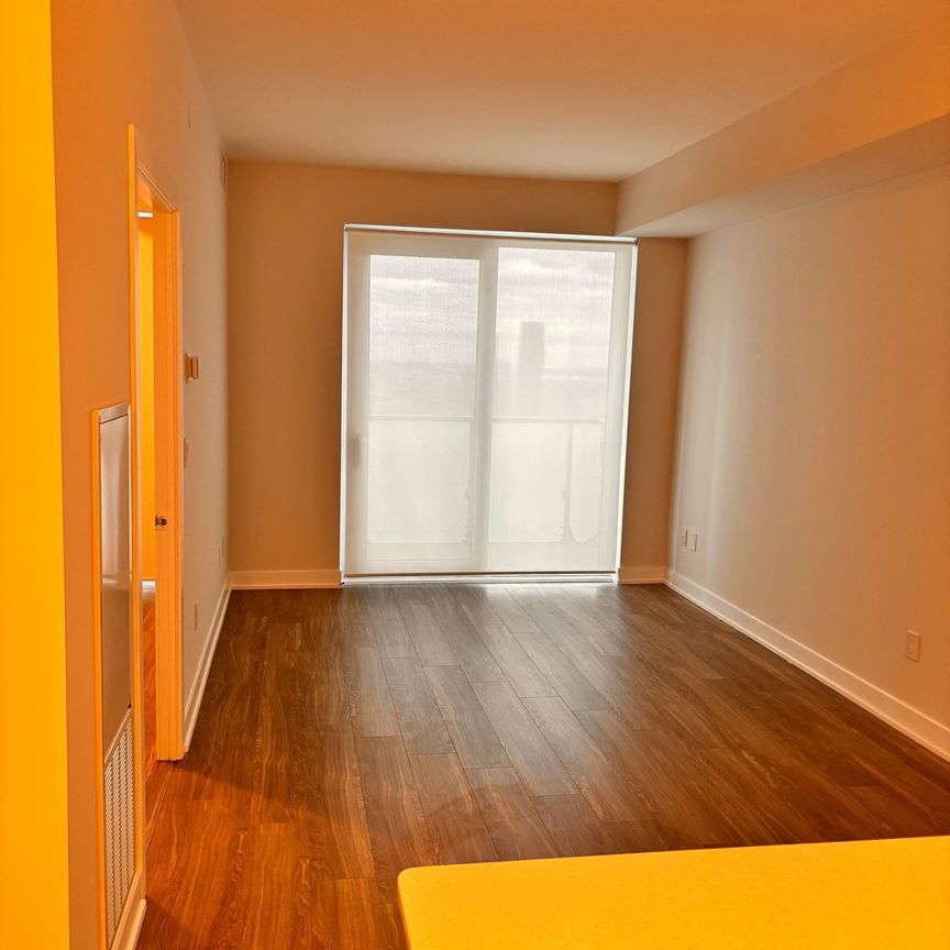 For Lease - 4130 Parkside Village Drive Unit# 3405, Mississauga, Ontario - Photo 1