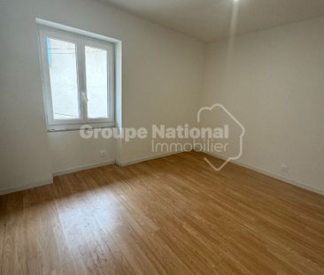 LOCATION d'un appartement de 3 pièces (45 m²) à SAINT CHAMAS, - Photo 6