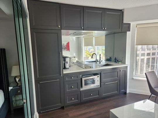 For Lease - 155 Yorkville Avenue Unit# 1616, Toronto, Ontario - Photo 1