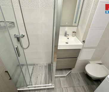 Pronájem bytu 2+1 60 m², náměstí Republiky 1088, Mladá Boleslav - Фото 2