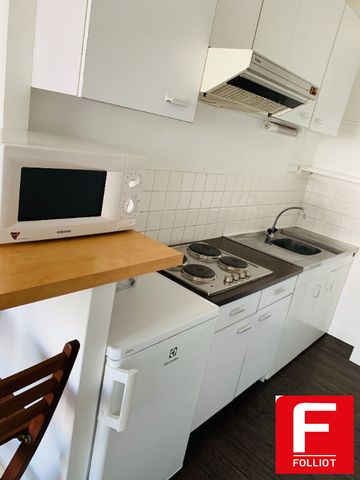 A LOUER Appartement 50000 Saint-Lô PROCHE COMMERCES 1 pièce 29.47 m² - Photo 5