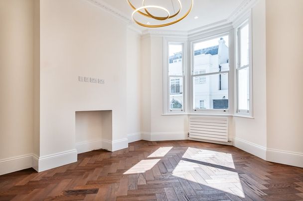 4 bedroom terraced house to rent - Photo 1