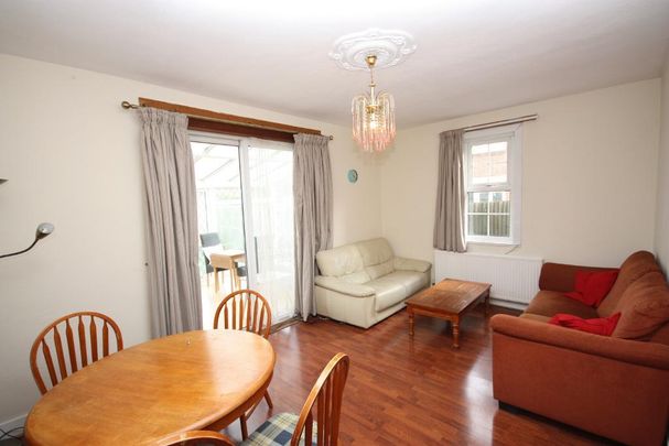 Old Oak Common lane, East Acton, London, W3 7DT - Photo 1