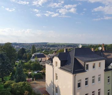 Erdgeschosswohnung mit Einbauküche - Photo 1