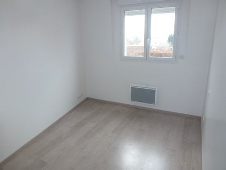 Location Appartement 3 pièces 61m² BROU SUR CHANTEREINE 77177 - Photo 3