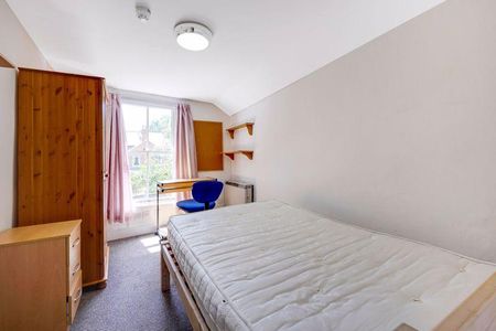 5 bedroom terraced house to rent - Photo 4