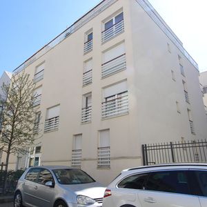 Apartment - Photo 2