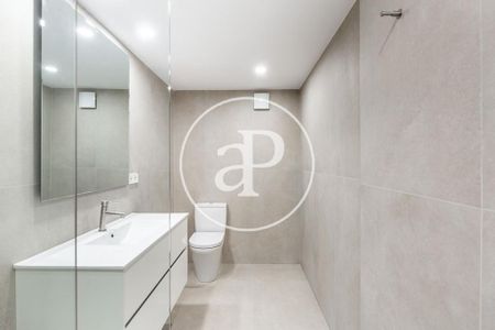 3 bedroom luxury Flat for rent in Valencia - Photo 4